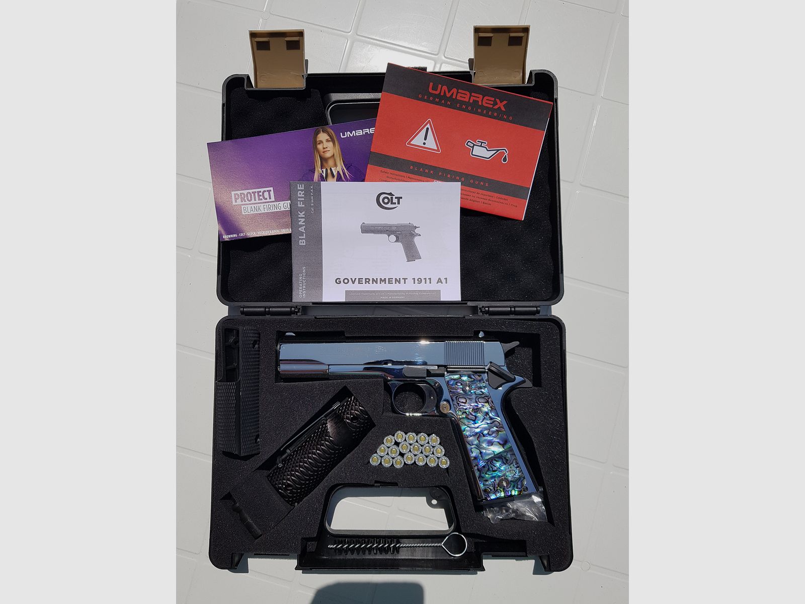 Colt 1911 Chrom, neu, unbeschossen, lange Federführung, Sammlerstück.