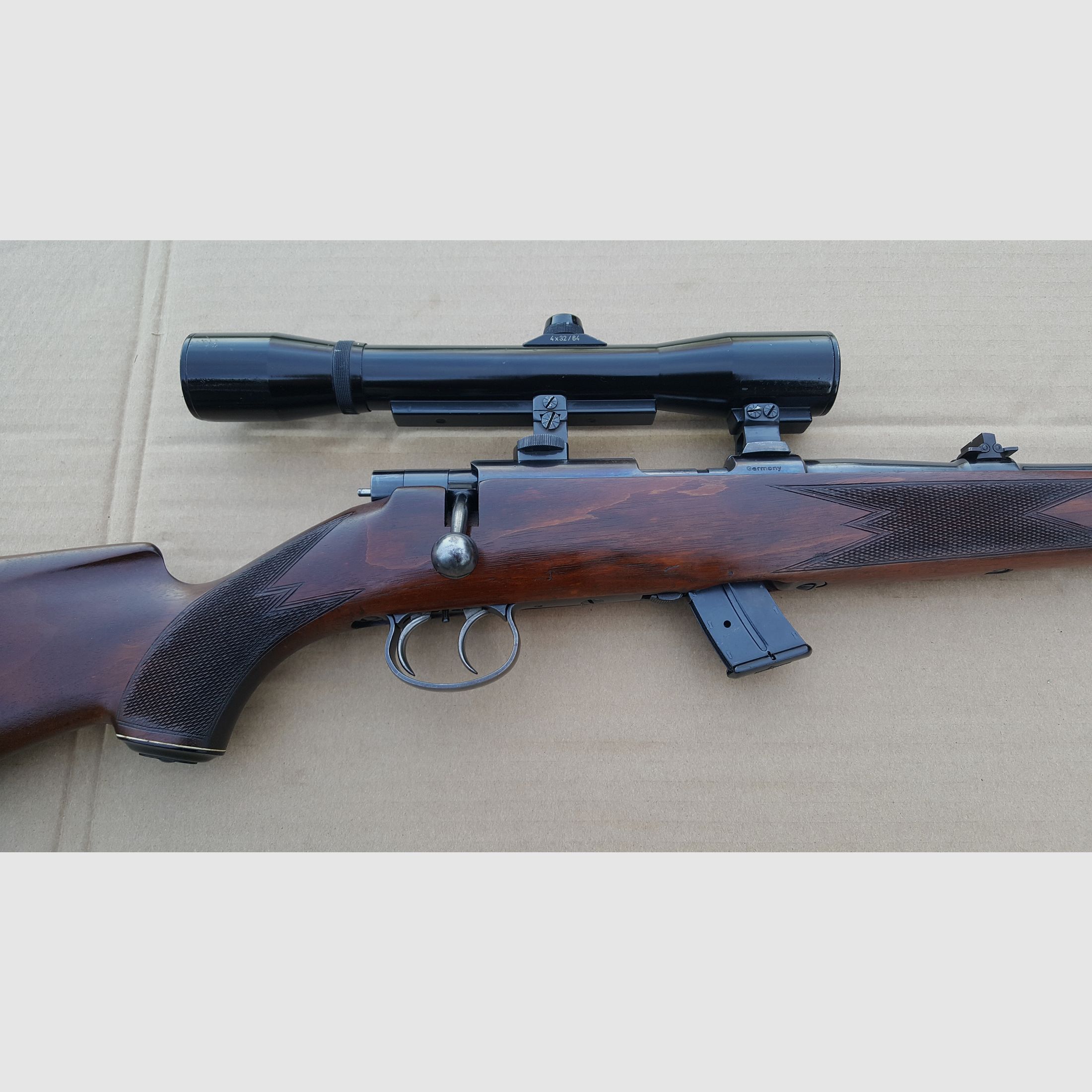 Rep. Büchse Anschütz Mod. 1418 D/St  (Stutzen) Cal.  .22LR