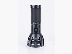 NEXTORCH Saint Torch 30 5600 Lumens Projecteur LED Lampe de Poche