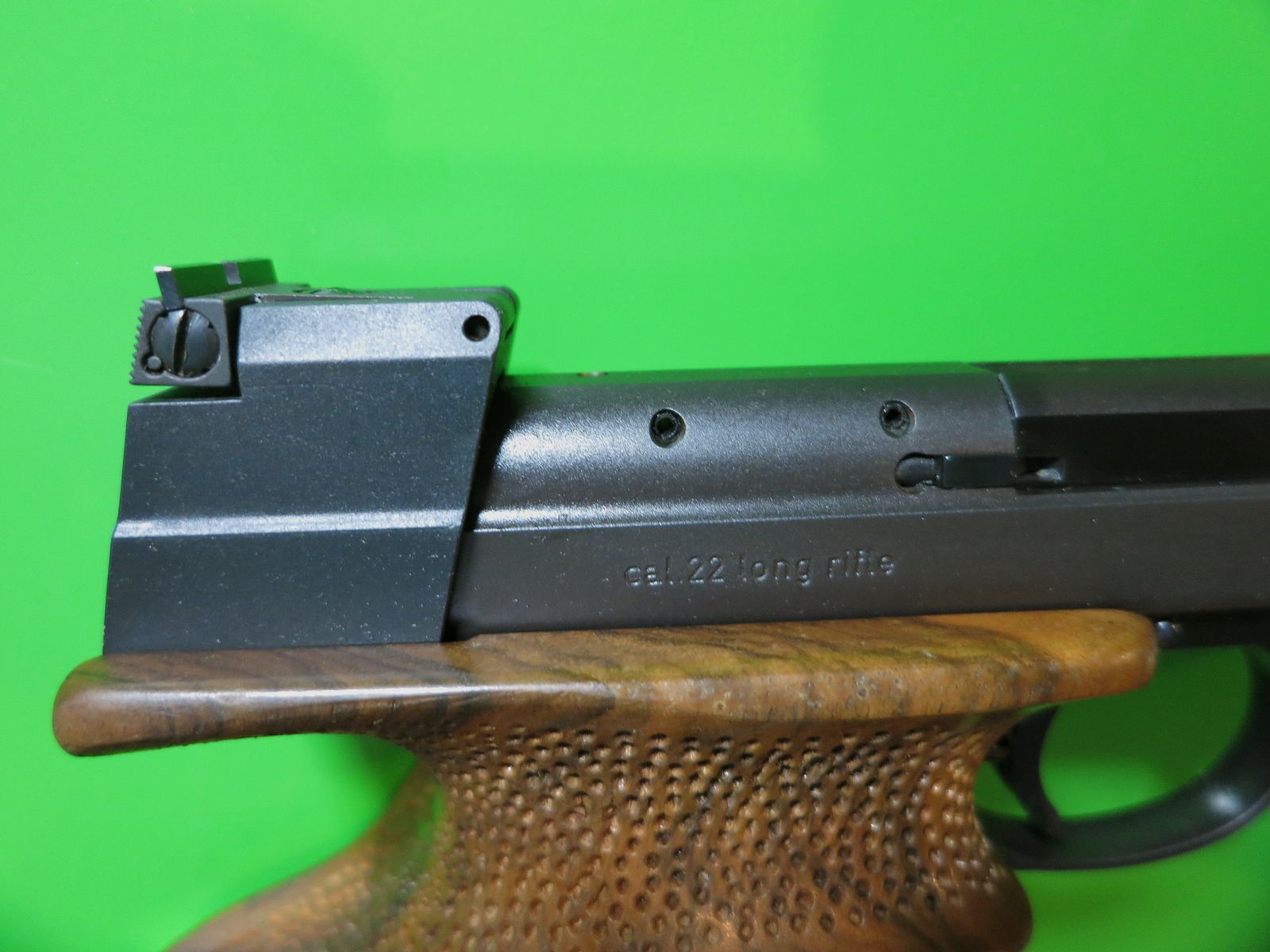 Hämmerli International 208, beste schweizer Ziel- Sportpistole, .22lr +Laufgewicht +Sportgriff       #72-