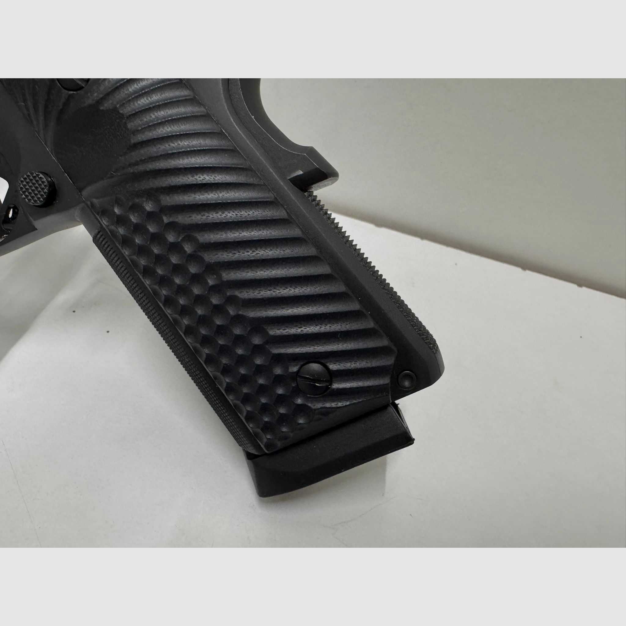 CHIAPPA 1911 Empire .45 ACP, Bild 5 von 10