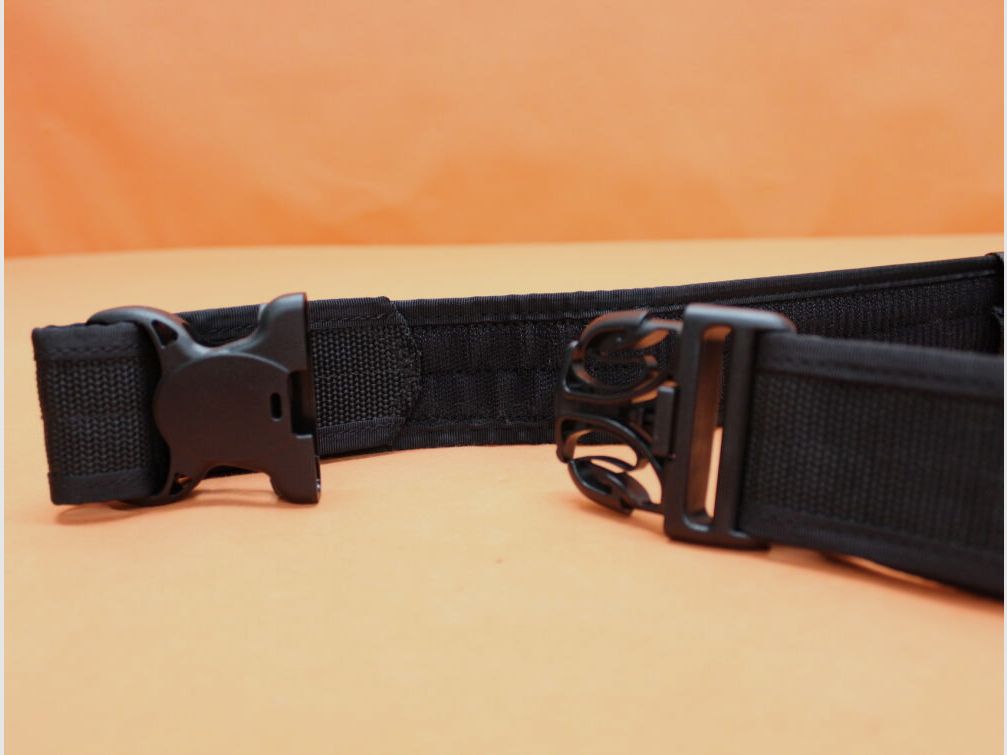 Tasmanian Tiger TT Equipment Belt outer 040 black (7746.040): 50mm Koppel mit Hakenklett-Innenseite Größe M