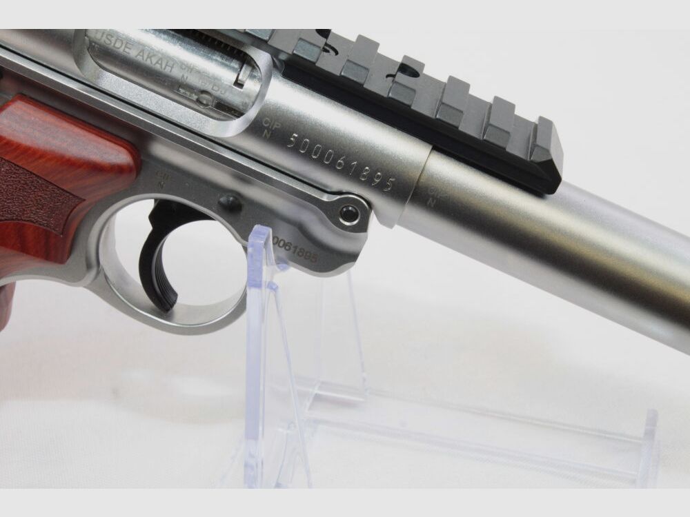 Ruger Mark IV Target - .22 lfb