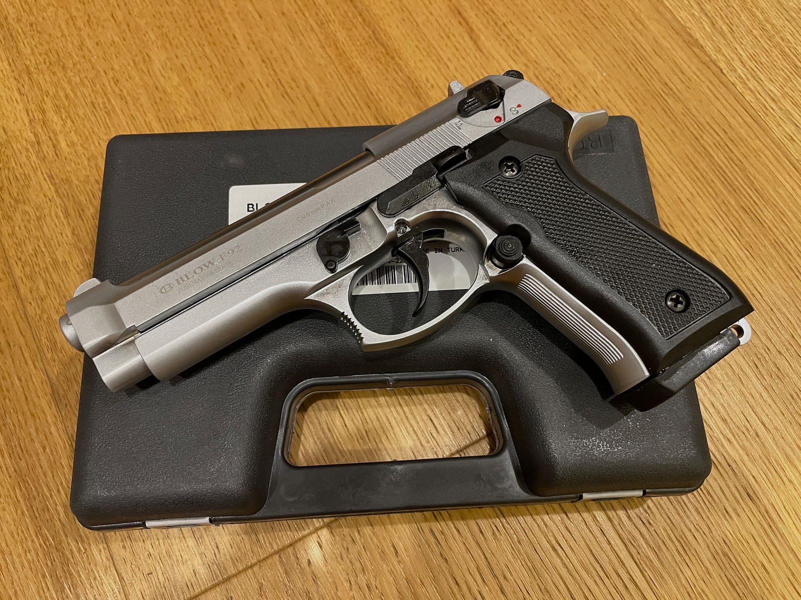 BLOW F92 Matt Chrome 9mm P.A.K. Schreckschusspistole Beretta 92F / M9 Nachbau
