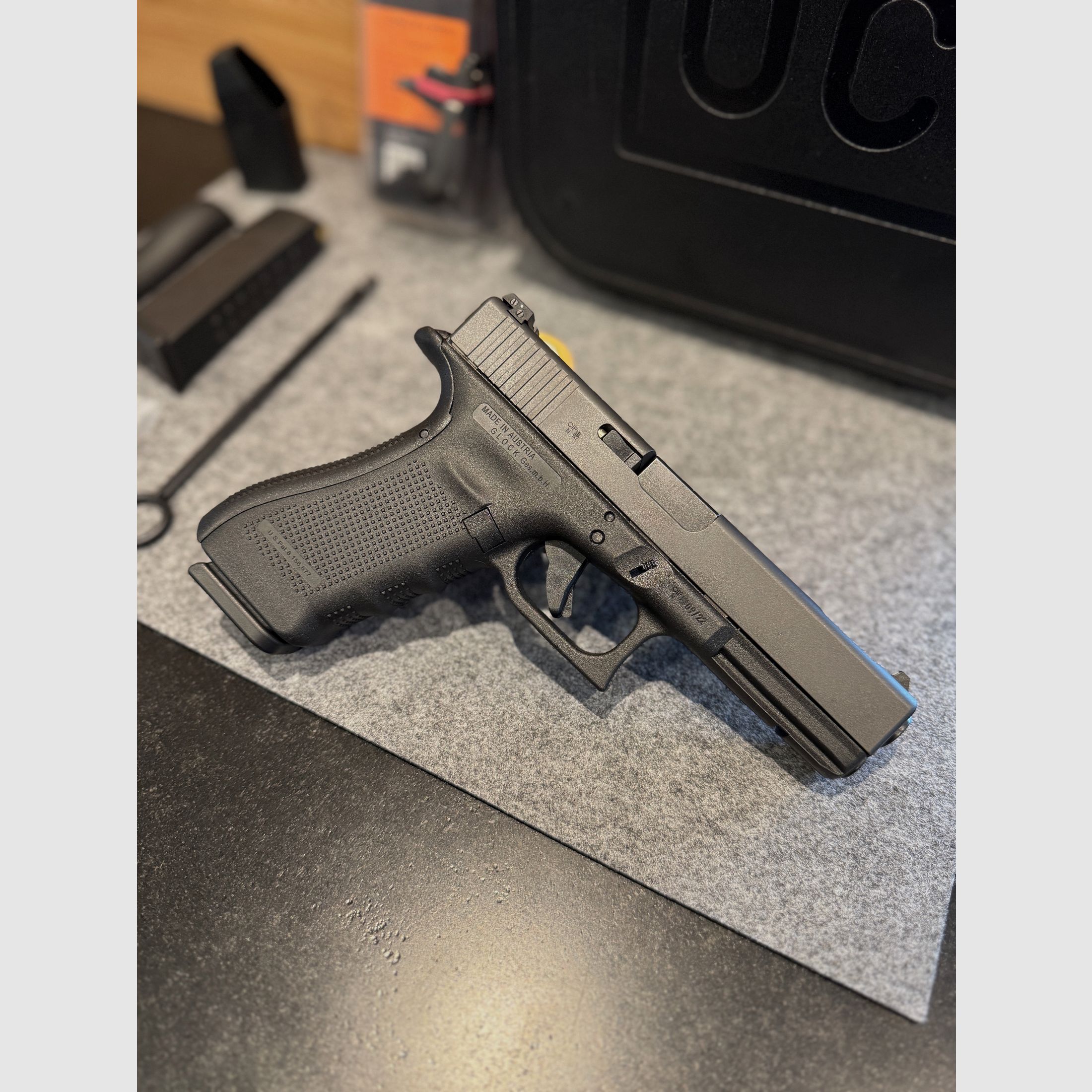 Glock 17 C Gen4 incl Original Performance Trigger like new