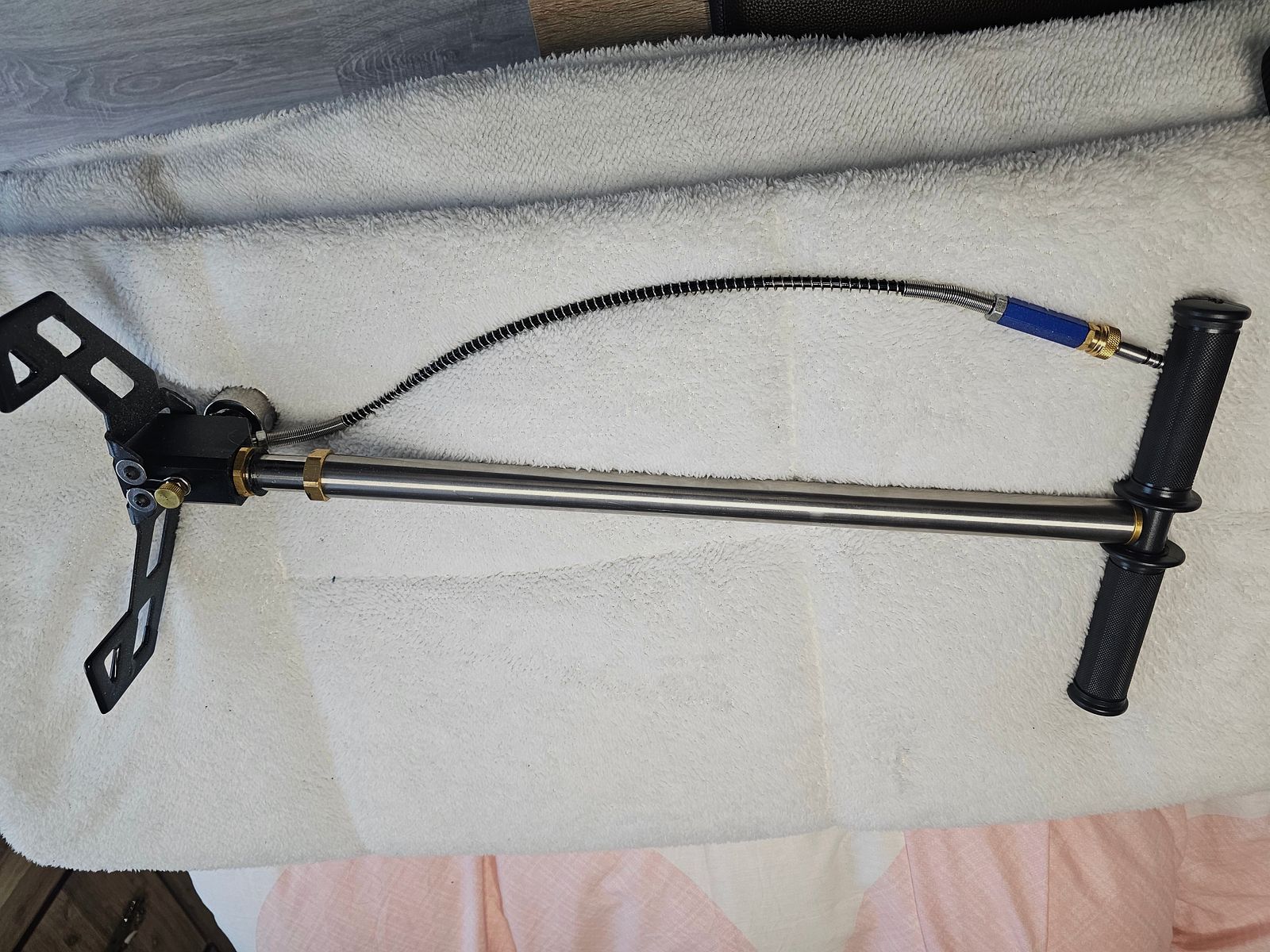Pressluftgewehr mit Pumpe