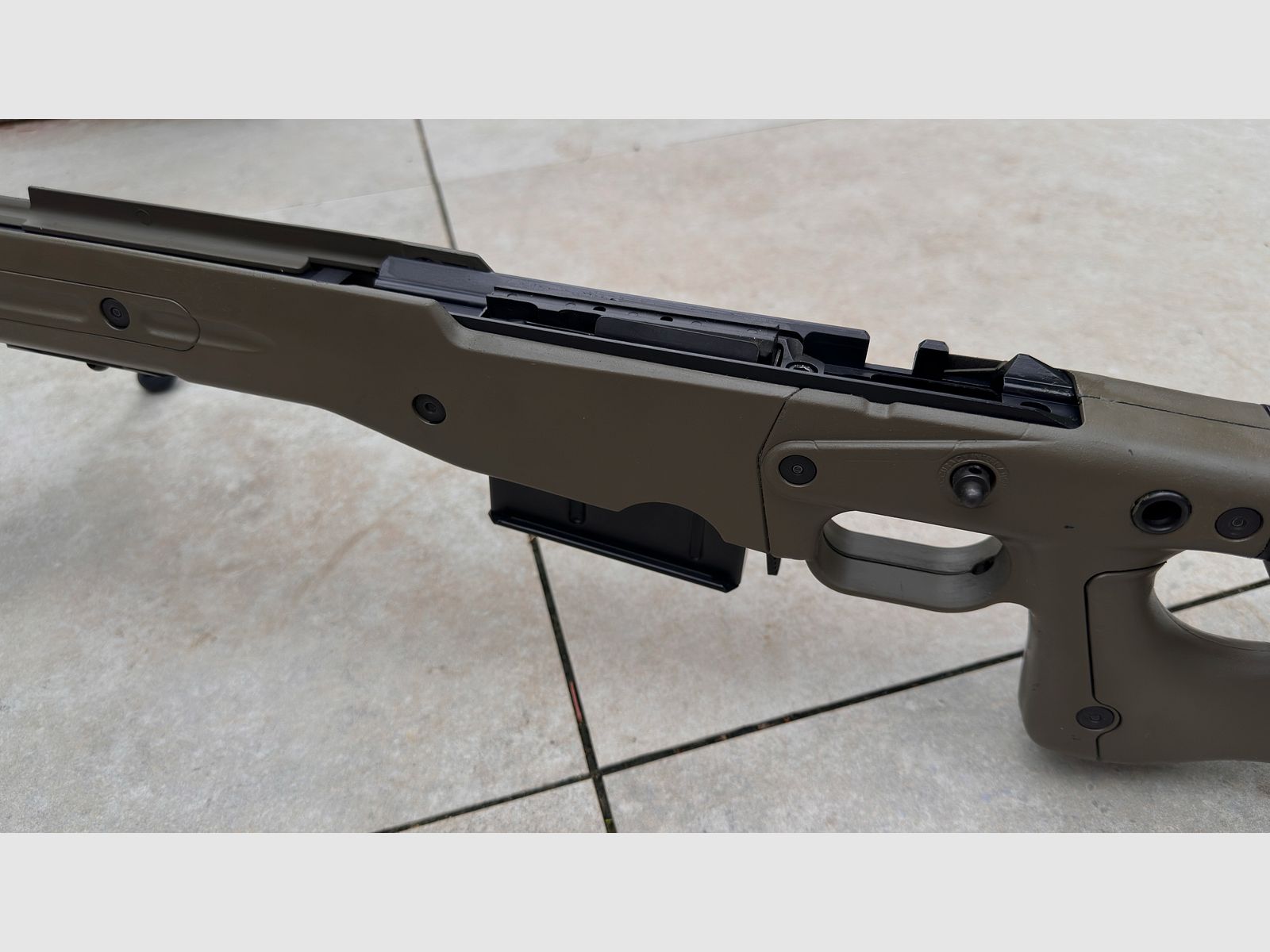 Schaft Accurracy International AT AICS Steingrau-Oliv, ohne Optik/Montage und Büchse!, Bild 14 von 16