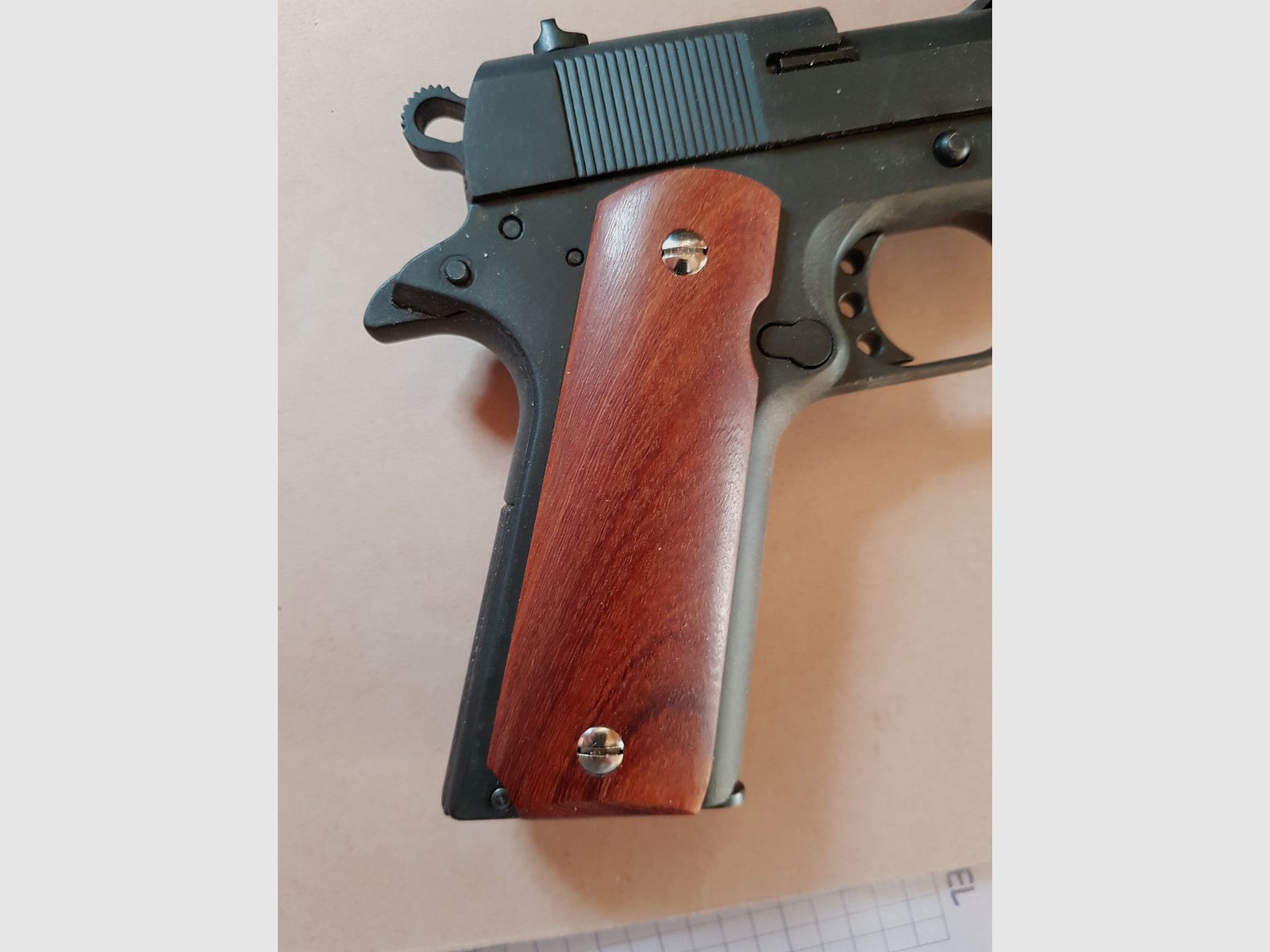 Griffschalen der Cold 1911 oder ME Sport 1911, siehe Bilder. 