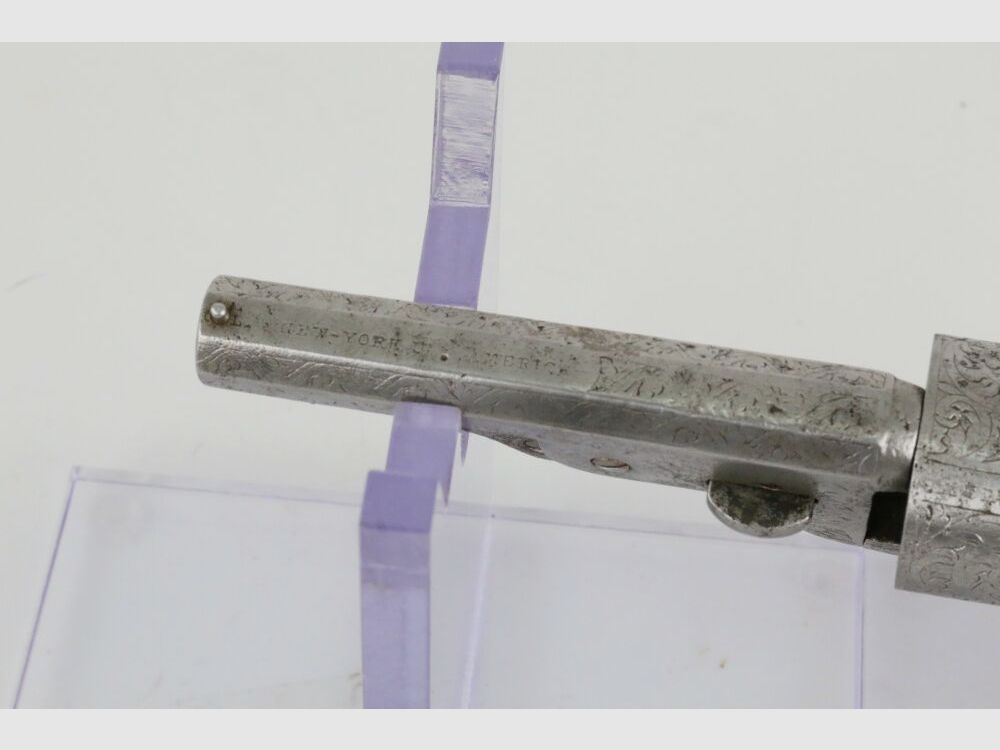 Colt 1851 Navy