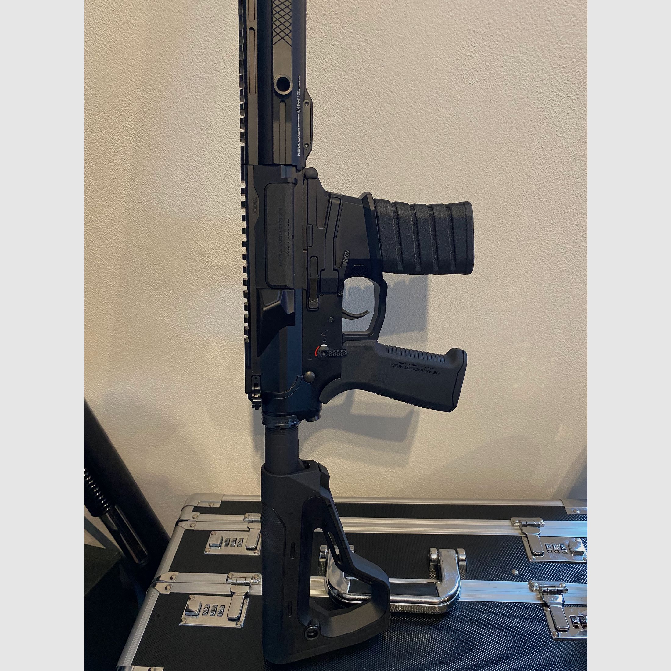 Magazine extensions / grip for Hera, Schmeisser or Tippmann