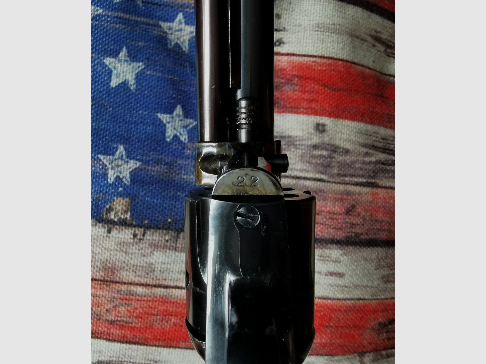 Uberti Scout SA Revolver in .22lr / Seriennummer 22