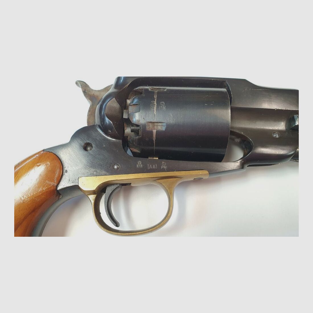 Hege Uberti Revolver a Percussione Hege Uberti 1585 Nuovo Esercito - .44 Polvere Nera