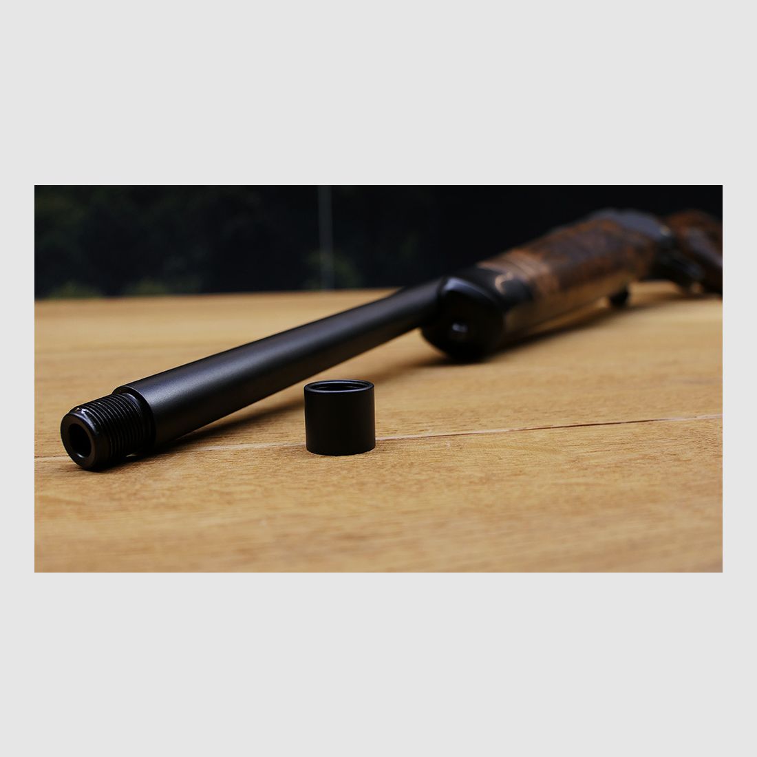 Blaser R8 Holzklasse 7 / Stahlkugel gerändelt mit Goldlinie / Kaliber und Lauflänge nach Wahl