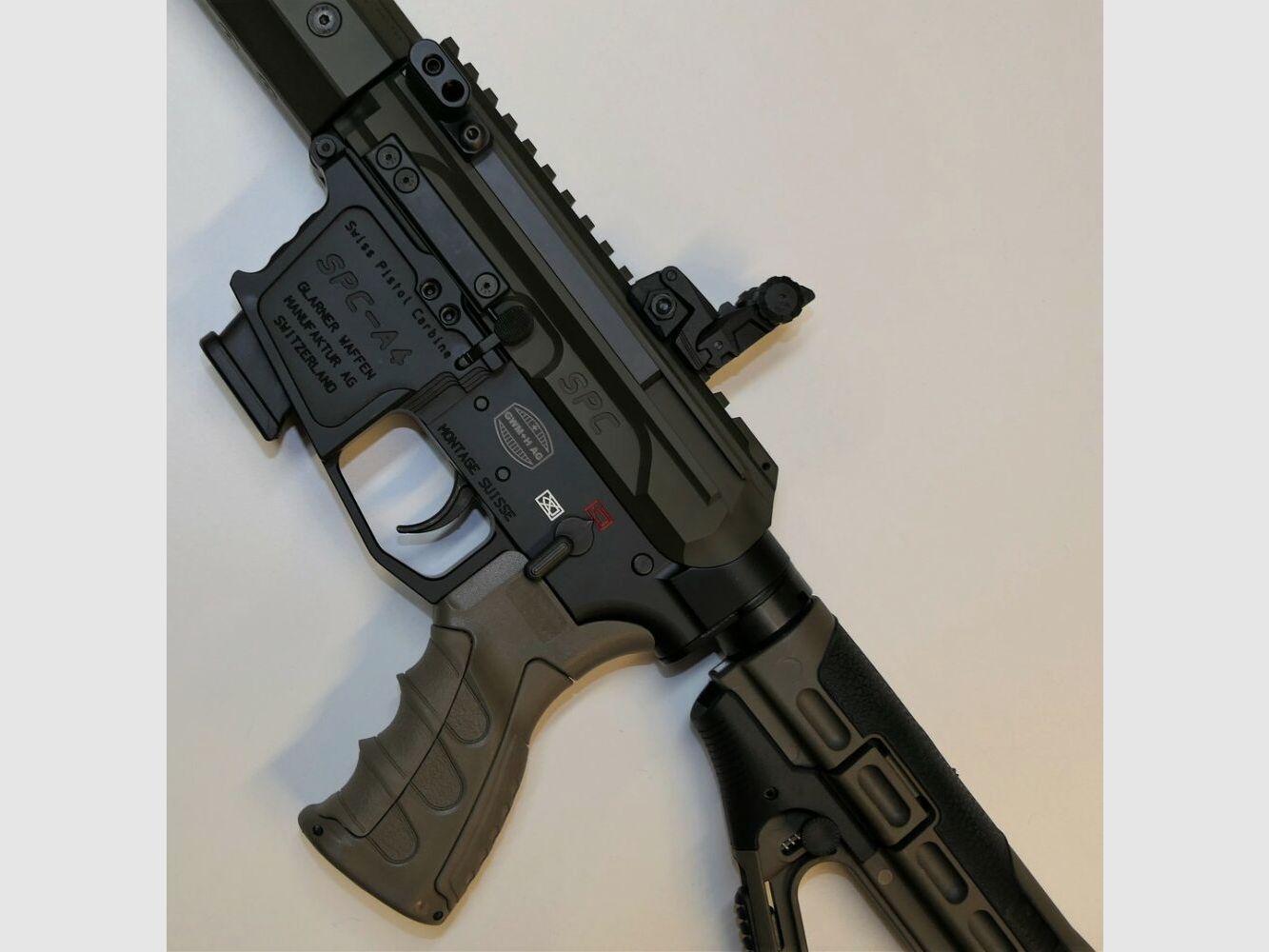 GWMH Selbstladebüchse GWMH SPC-SPORTER A4 17" (SWISS PISTOL CARBINE) OD-GREEN Kal.9x19 AR15 Glock Magazin