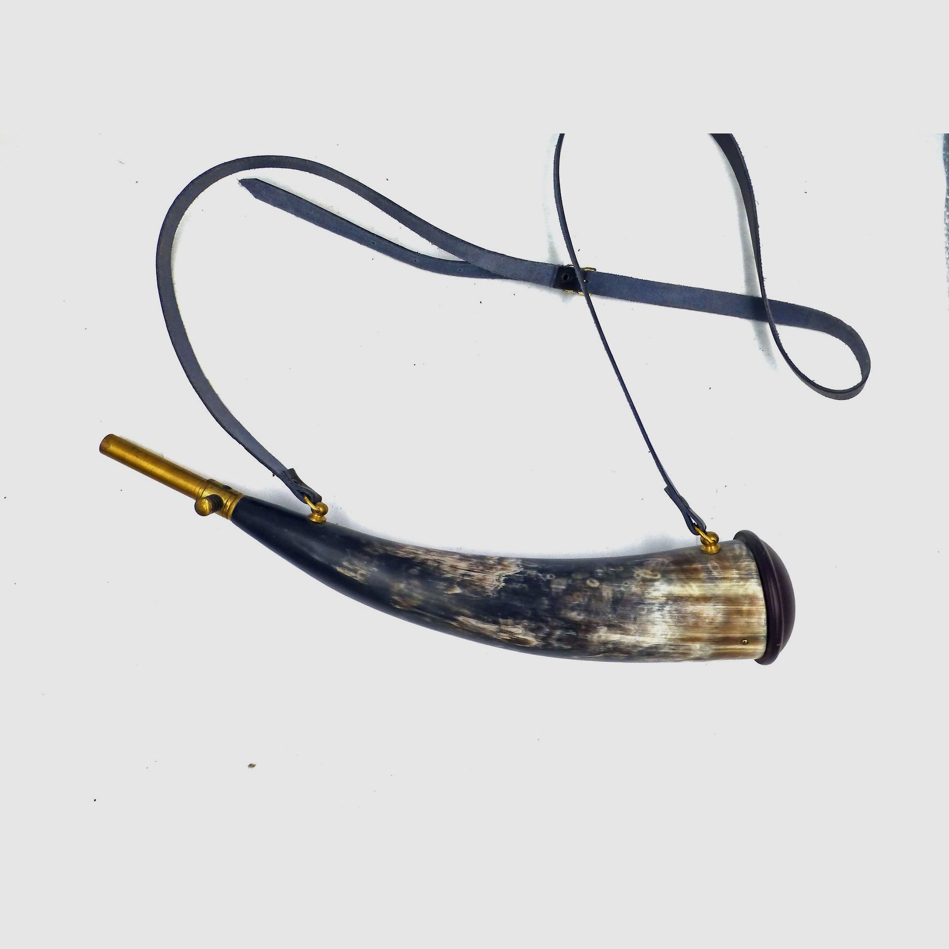 Poire à poudre en corne, image 1 sur 2