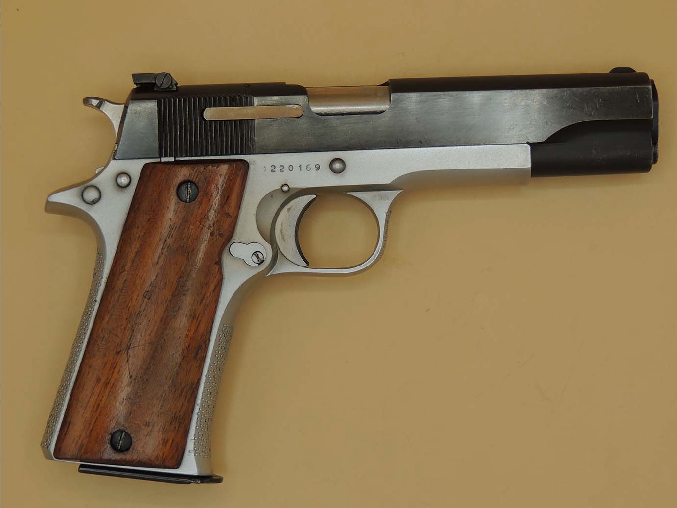 STAR PS – .45 AUTO – Matt verchromtes Sammlerstück mit Punzierung, Bild 5 von 6