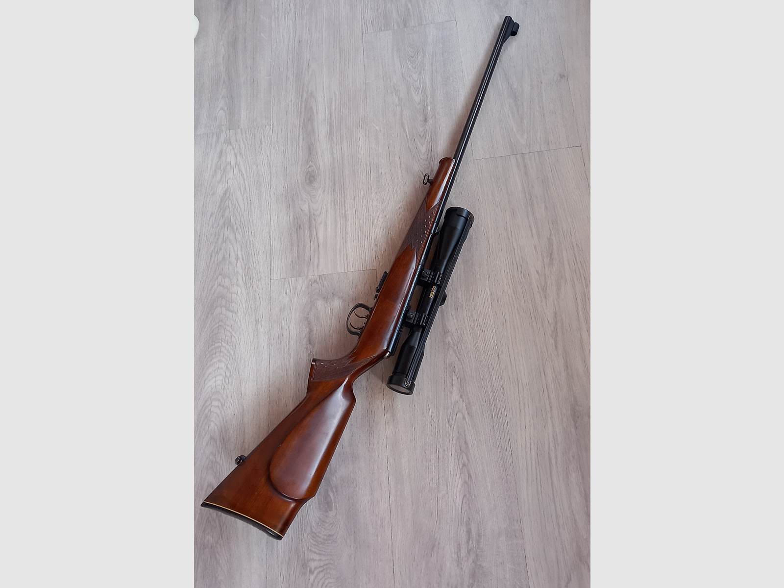Anschütz 1516 in .22 WMR