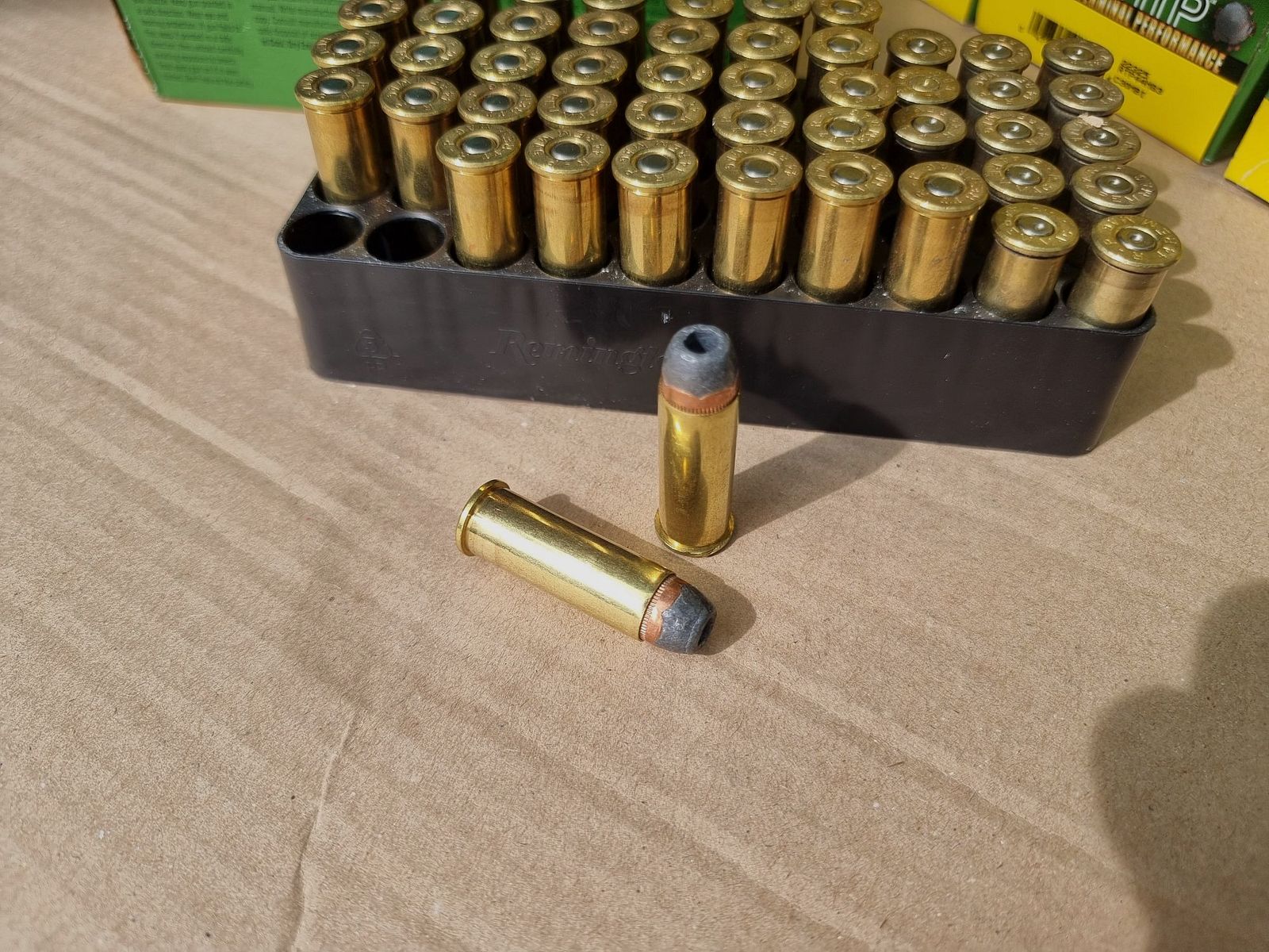 Munition .44 Magnum Remington HTP (High Termal Performance) - 240gr SJHP / TMHS - 836 Schuss
