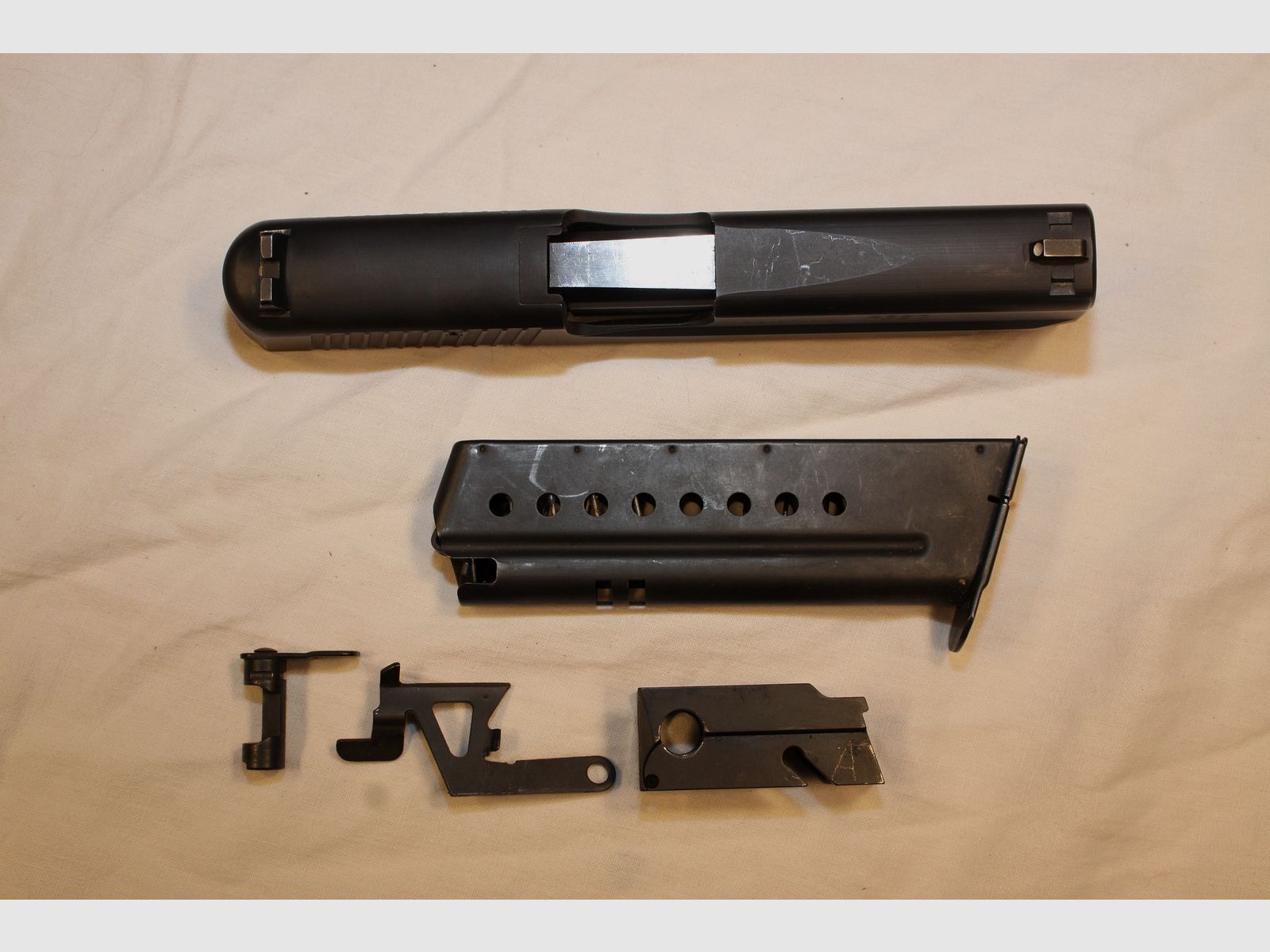 SIG Sauer Selbstladepistole  Modell: 220 + Wechselsystem