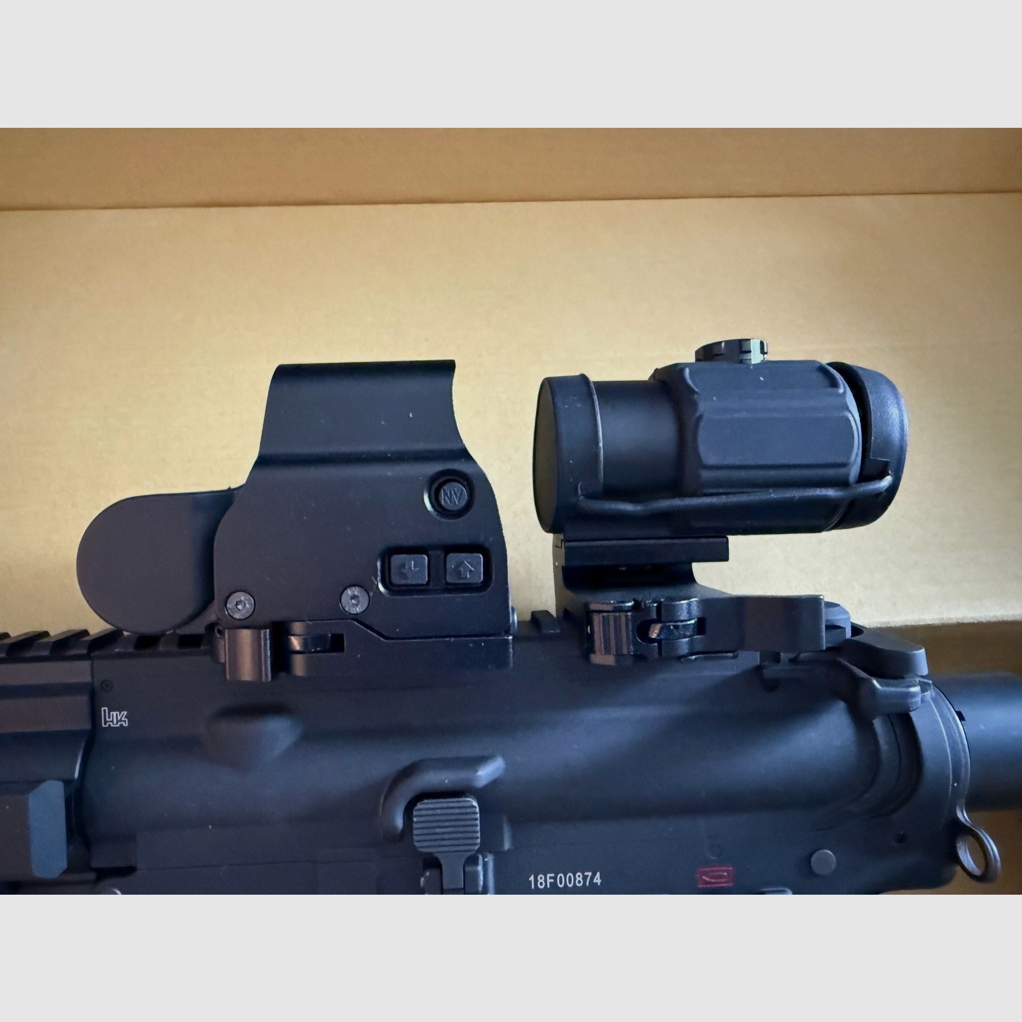 Umarex Heckler & Koch HK416 A5 S-AEG 6mm GBB inkl. Red Dot Sight 558 + G43