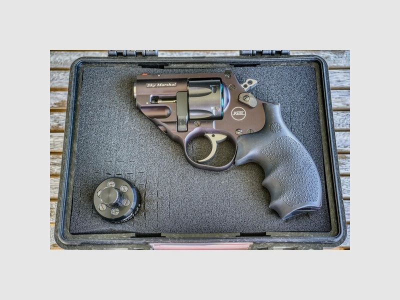 Korth Sky Marshal 9mm Luger aus 1. Hand in sehr gutem Zustand Rarität