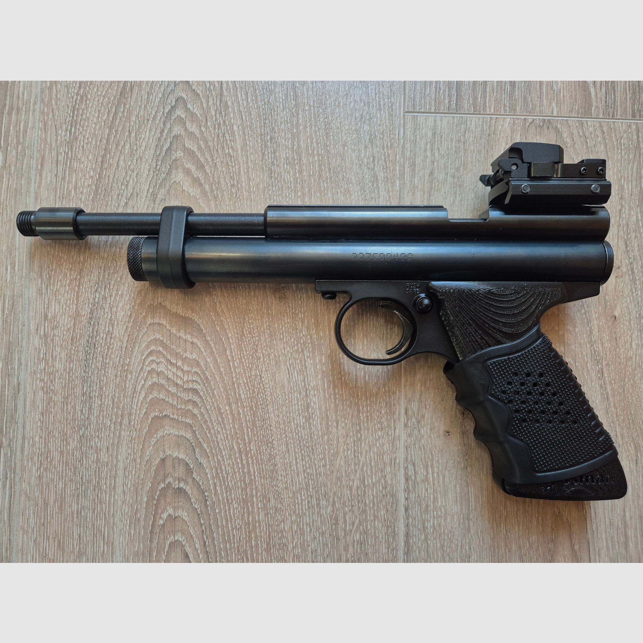 Custom Crosman 2240, Co2 pistol, 5.5 diabolo