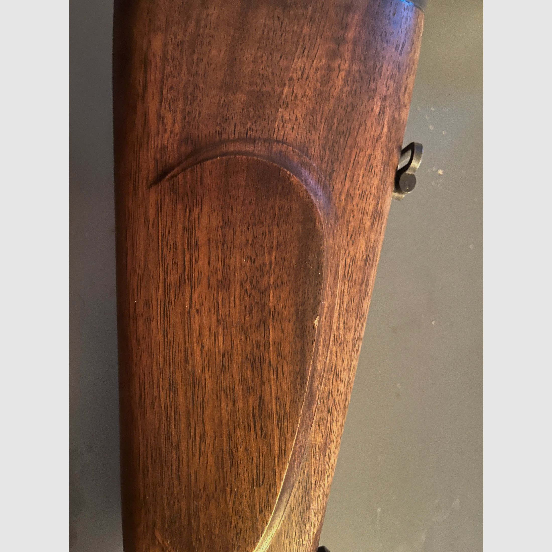 Mauser M12 wooden stock, caliber 30-06 with muzzle thread and hand cocking, very nice weapon.