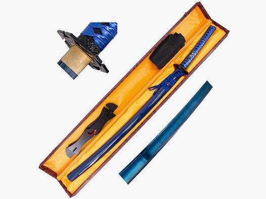 Katana Blue w tym drewnianym pudełku