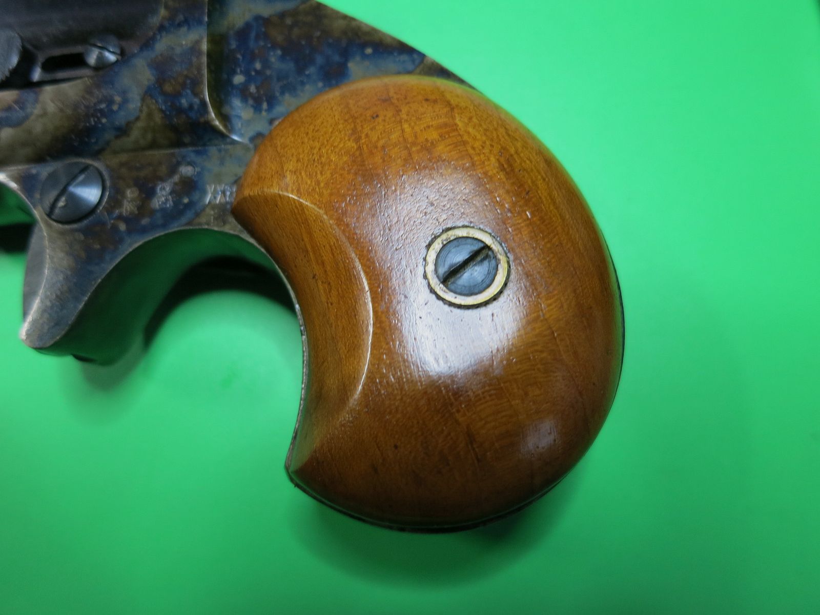 Uberti Derringer "The Maverick" in kaliber 45 Colt voor vangschot + valjacht #52