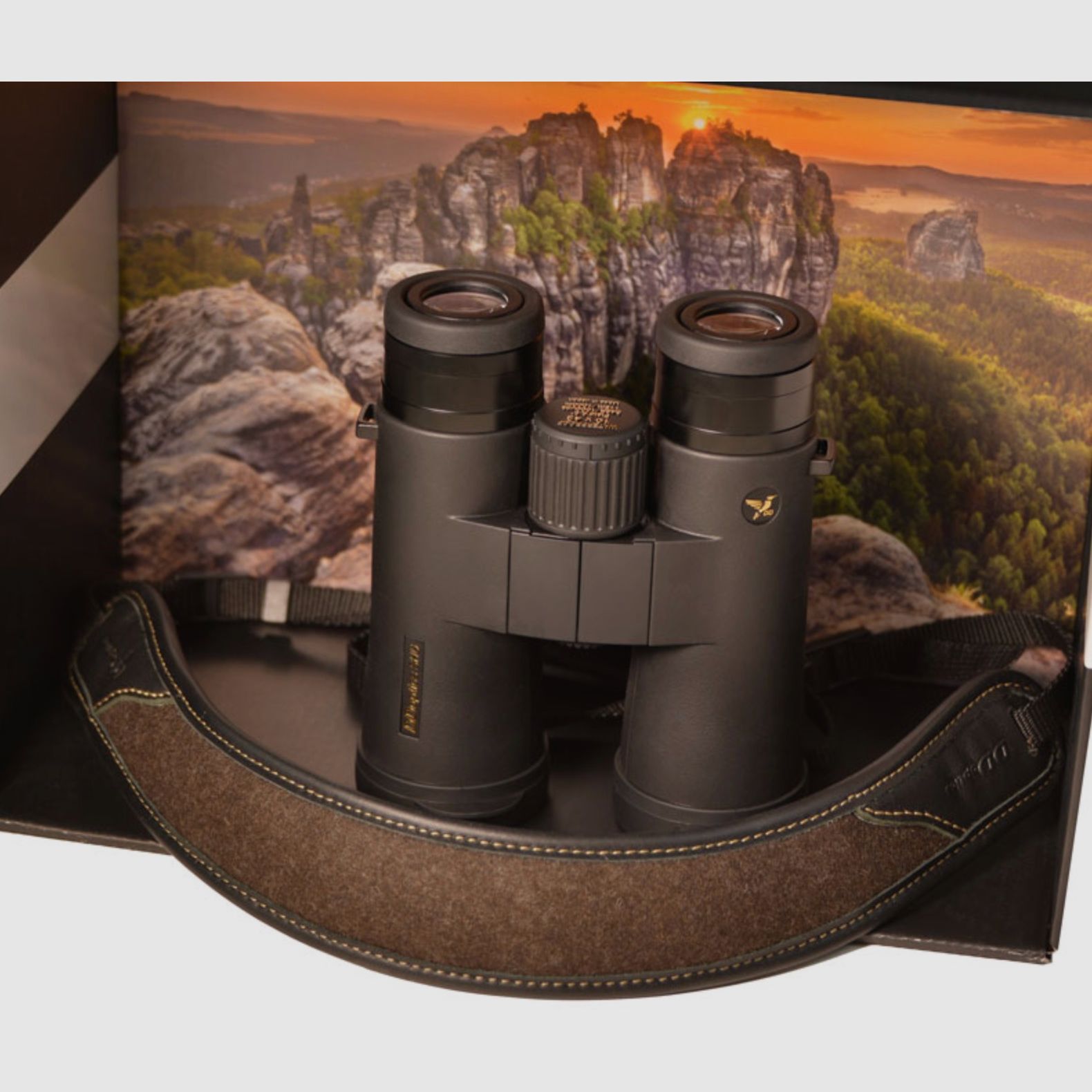 DDoptics 440100100 Fernglas SHG 8x42 mit Tasche und Trageriemen