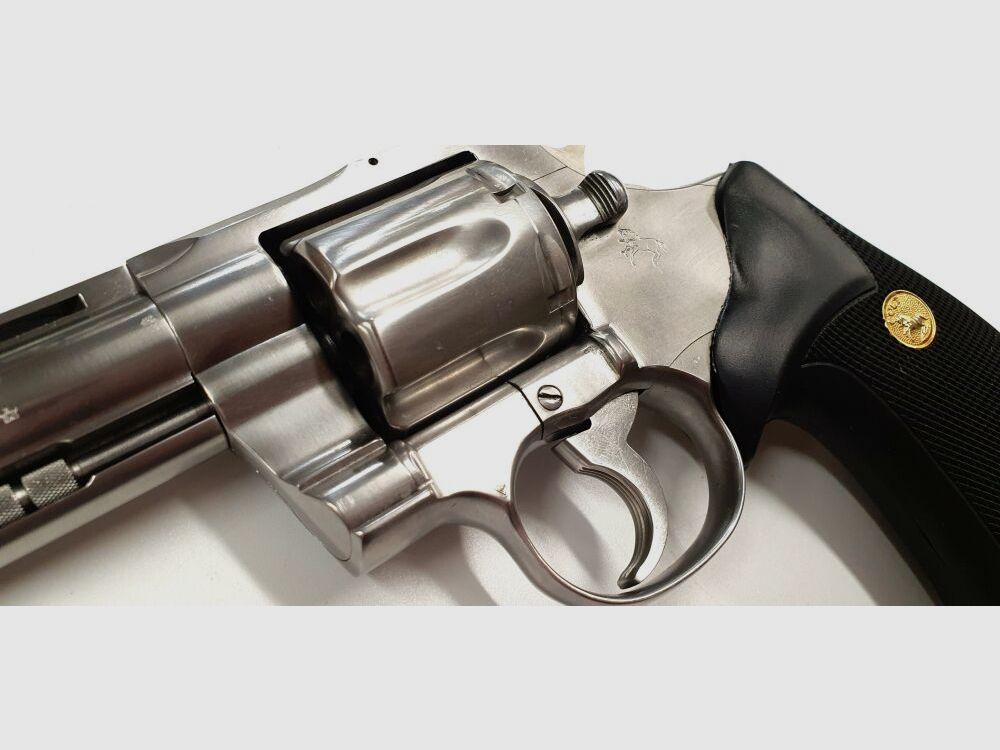 Colt Python 6" Acero inoxidable