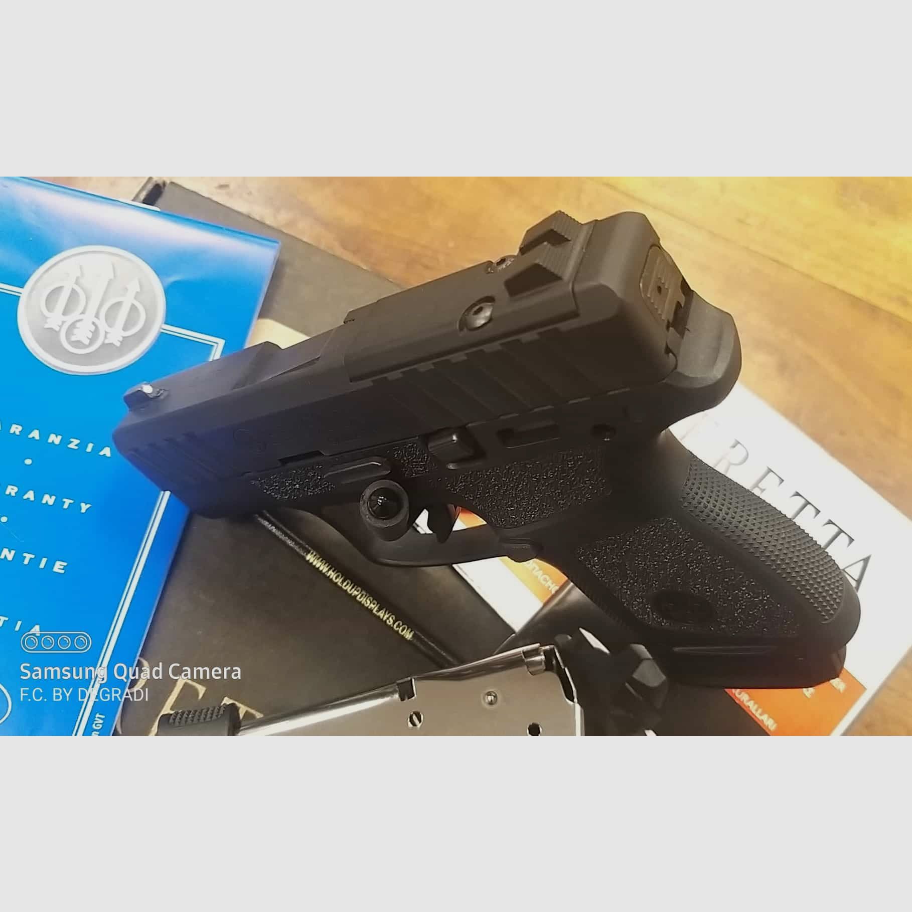 BERETTA APX A1 CARRY CALIBRE 9X19 D'OCCASION COMME NEUF, image 4 sur 4