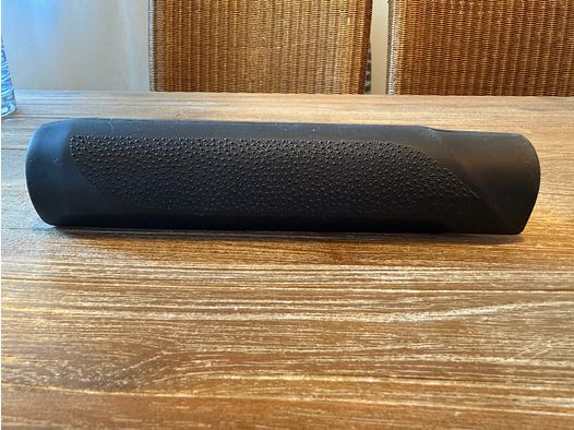 Mossberg 500/590/Maverick 88 Forend OverMolded by Hogue
