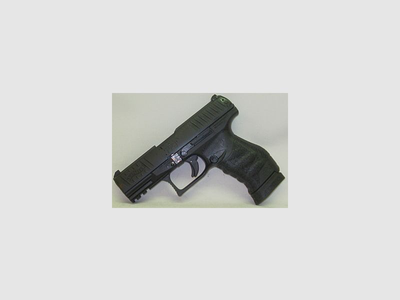 PPQ M2Navy Cal.9mm P.A.K. - negro