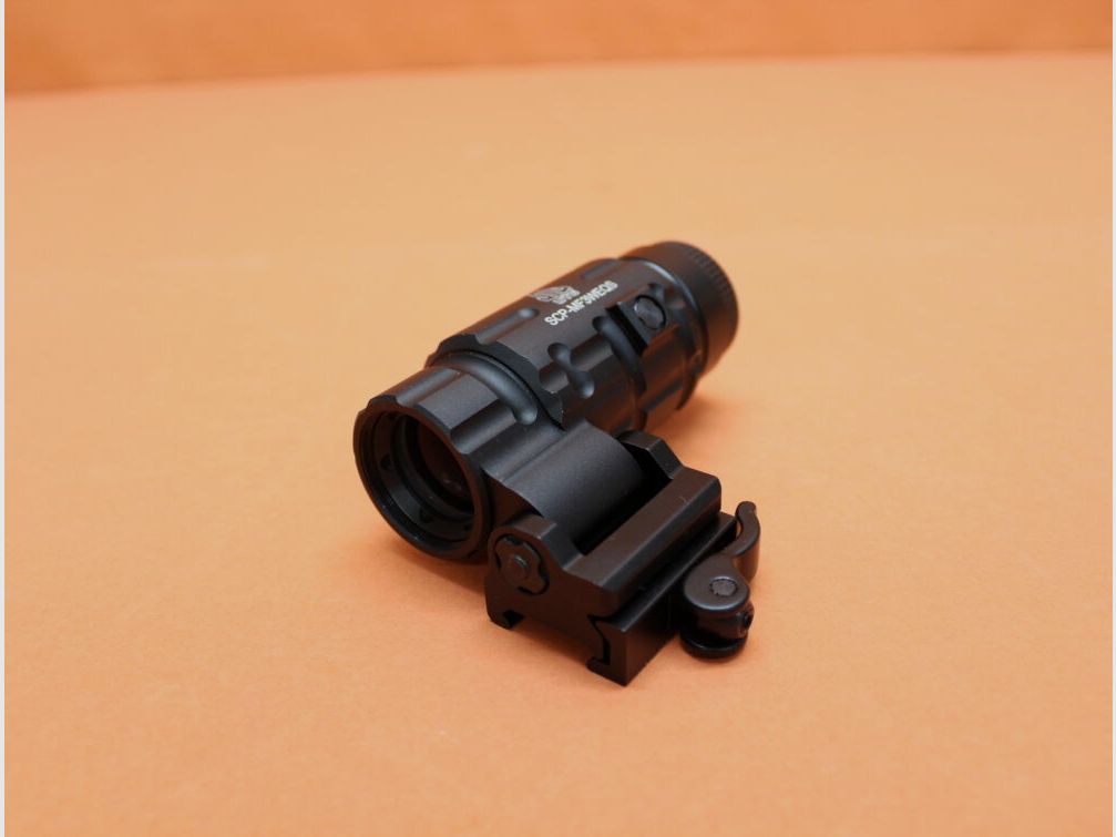 UTG - Leapers UTG 3x Magnifier FTS QD Mount (SCP-MF3WEQS) Vergrößerungsmodul 3x für Leuchtpunktvisier