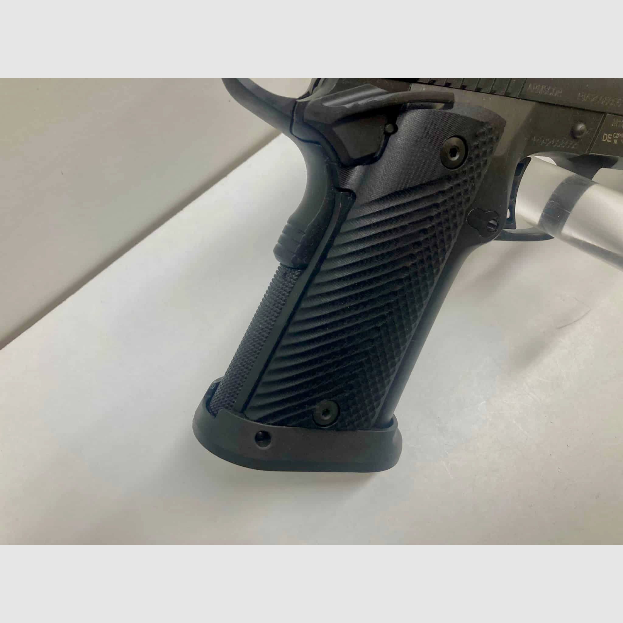ARMSCOR 1911 A2 HC FS PRO MATCH ULTRA 6″ | 10mm Auto, image 8 of 10