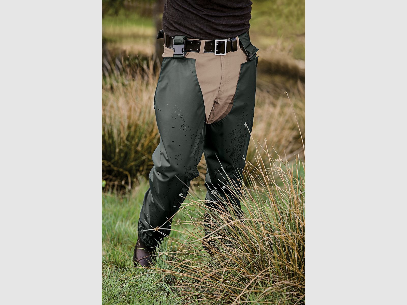 Sioen beenbeschermers met riemtas