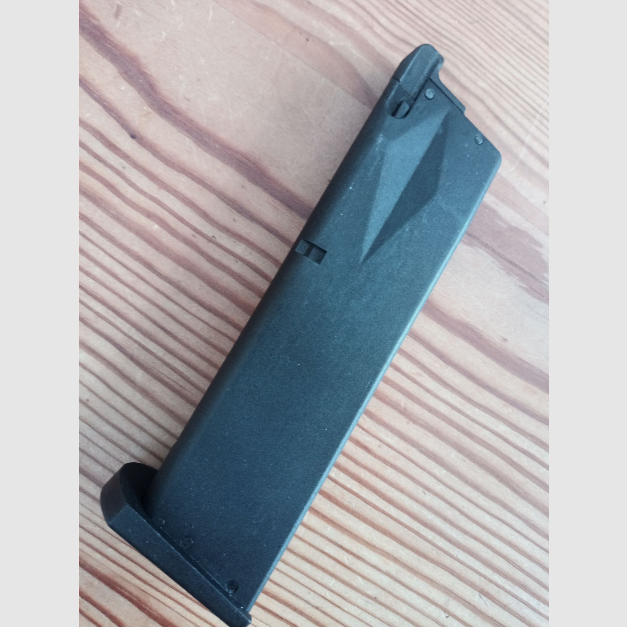 Vervangmagazijn voor UMAREX / KWA Beretta M9 Gas Blowback Airsoftpistool