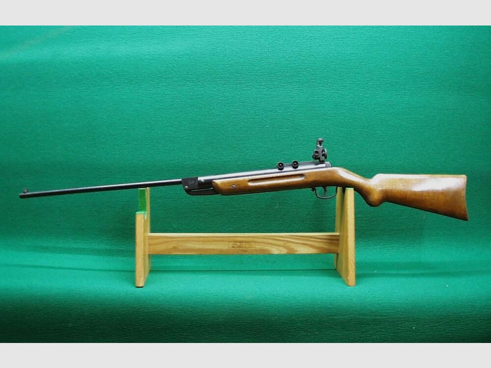 Rifle de aire comprimido Krico con diopter Anschütz