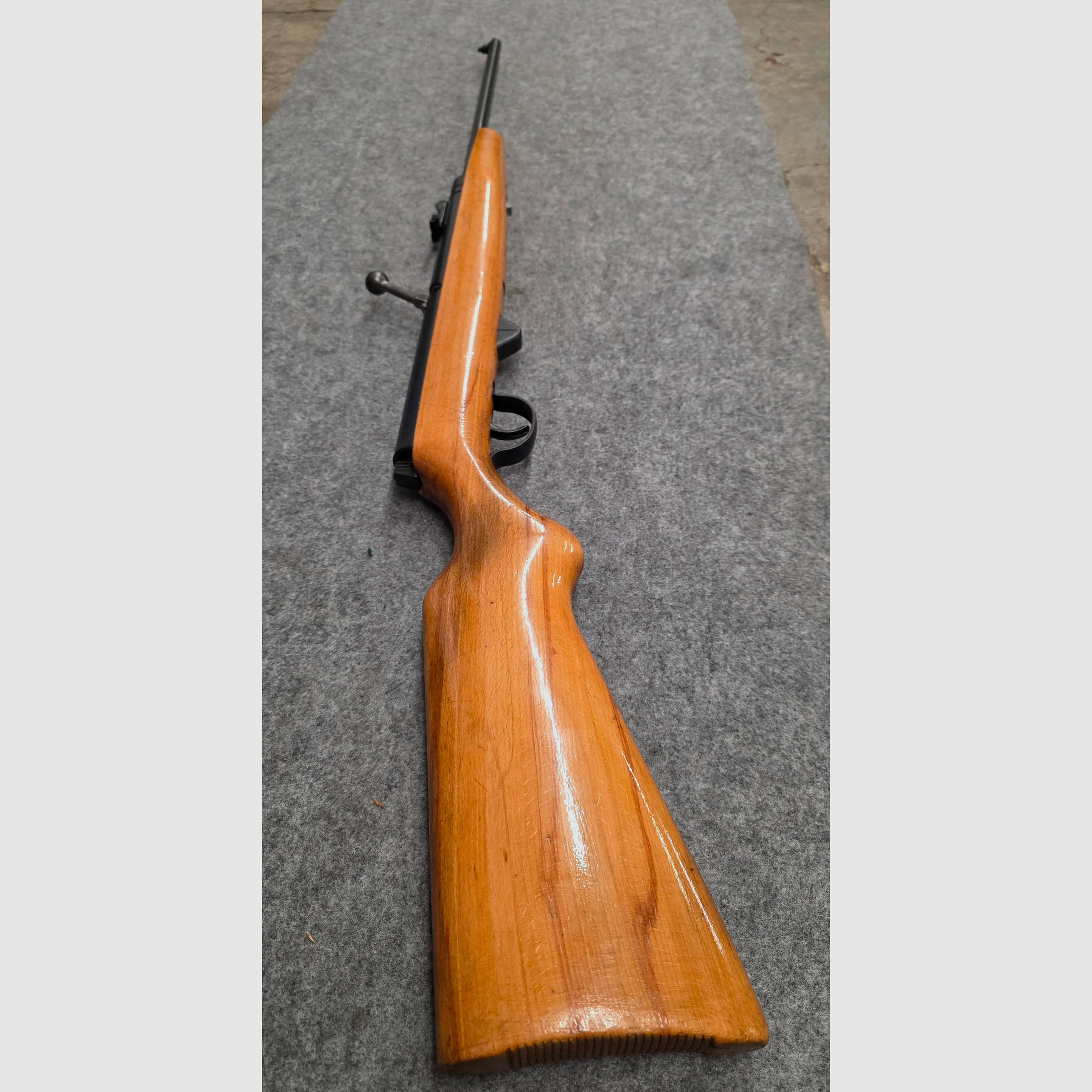 4.) Haenel 310 mit Standardabzug Durchlader Repetierer Kirmes 4.4mm Luftgewehr