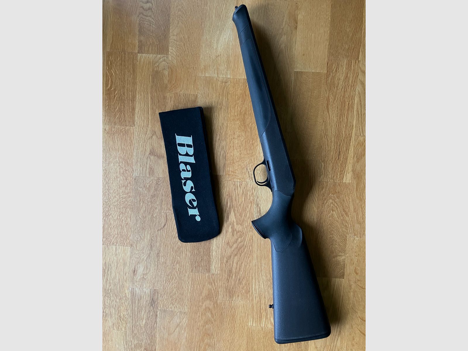 BLASER R8 Professional Komplettierung schwarz-braun für Standardlaufprofil - Nagelneu