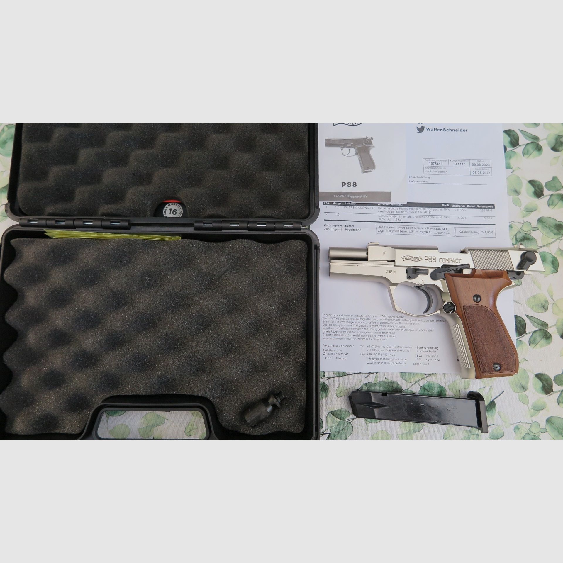 Sammlungsauflösung  4 Schreckschuss Waffen  wie durch die Bilder und Belege zu sehen ist.