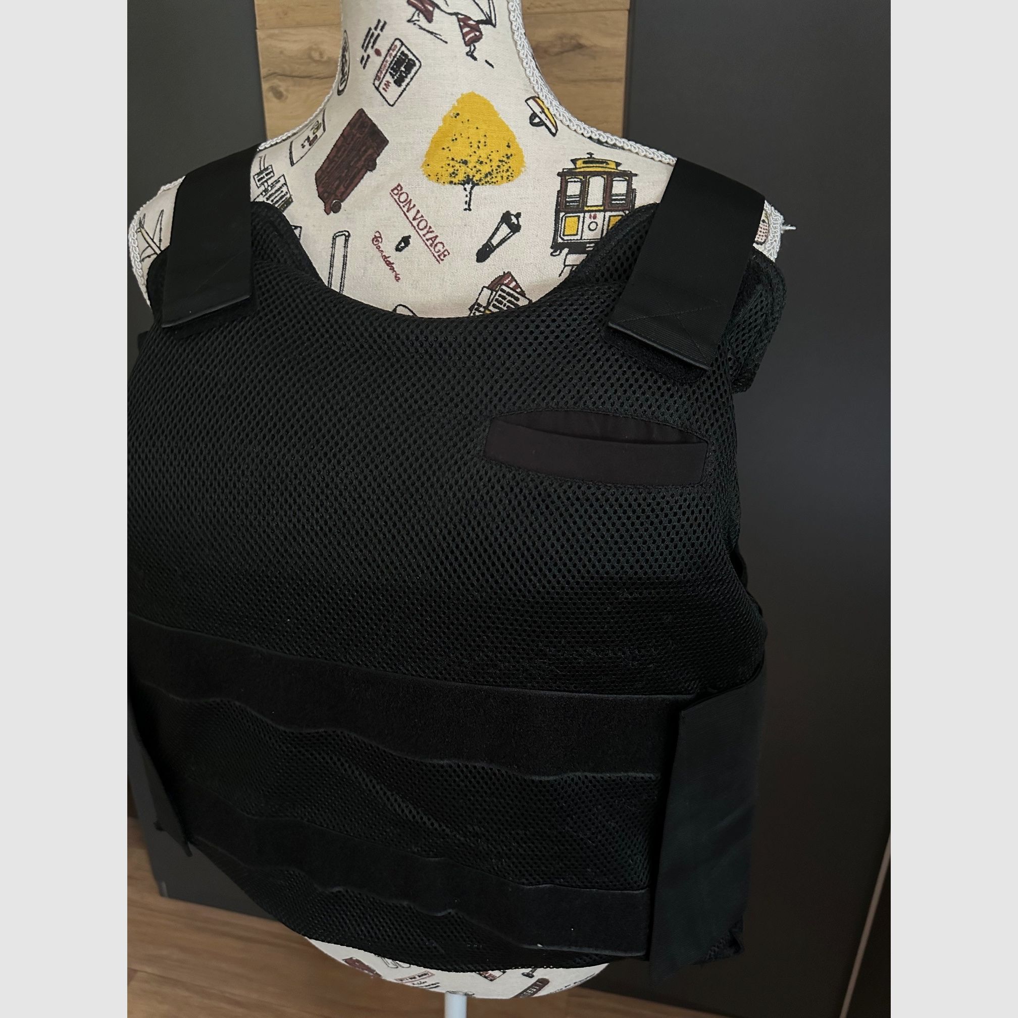 Armadillo Tex Unterziehweste stichfest zertifiziert VPAM KDIW 2004 K1 mit Flankenschutz