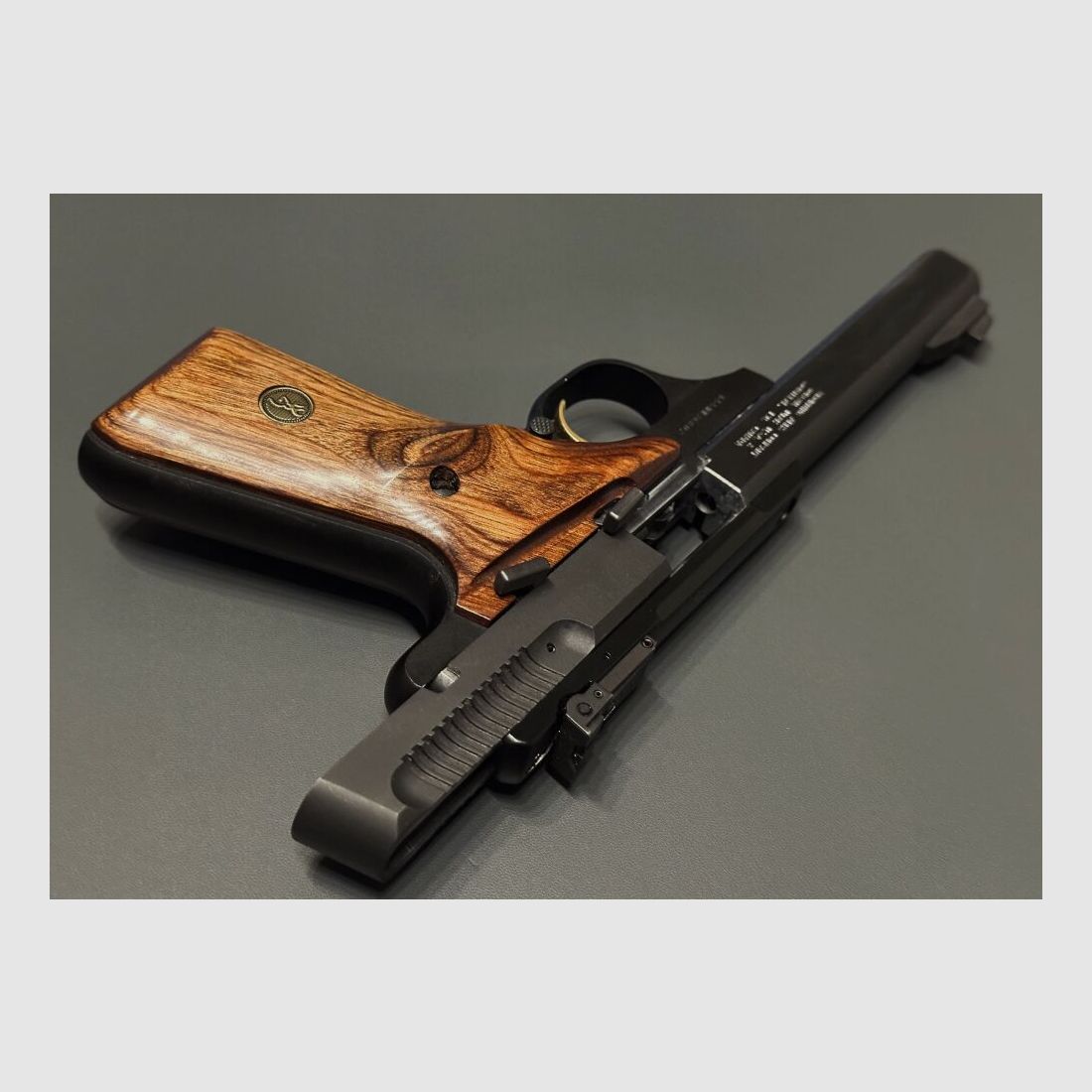 Browning Buck Mark