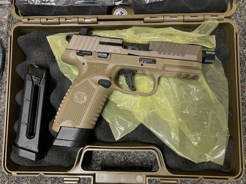 FN 502T Kaliber: .22lr in Ral 8000