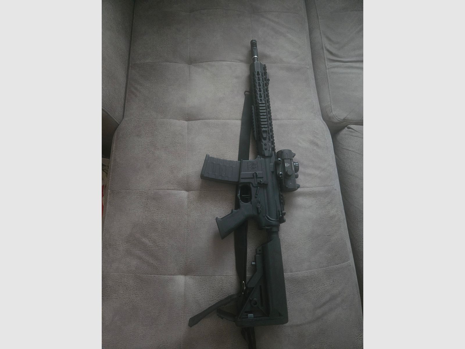APS M4 12,5 Zoll KeyMod Spyder ASR-Series Vollmetall BlowBack S-AEG 6mm BB schwarz