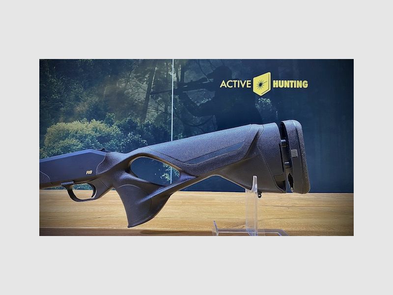 Blaser R8 Ultimate Schäftung / Schwarz-Braun / 17mm Kontur / verstellbare Schaftkappe