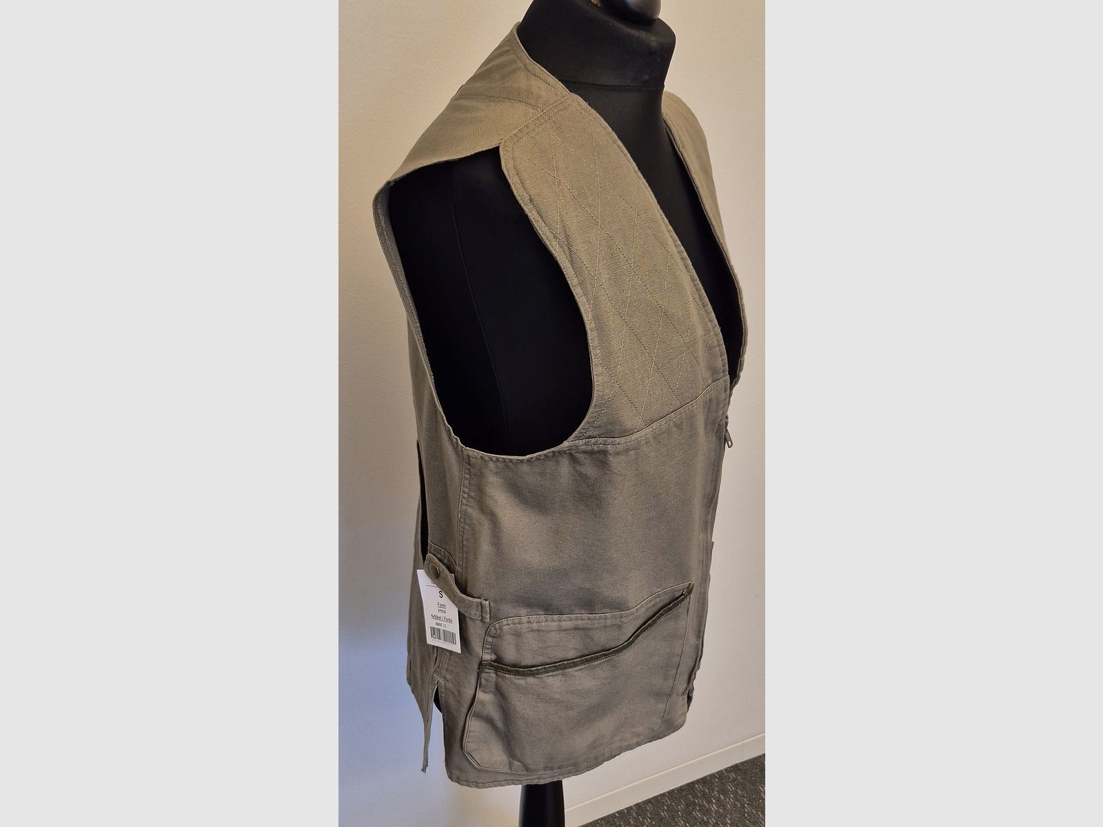 Vendo giubbotto da tiro femminile Rascher in condizioni pari al nuovo taglia S