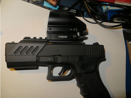 GLOCK 17 z RedDot Diabolo i BB