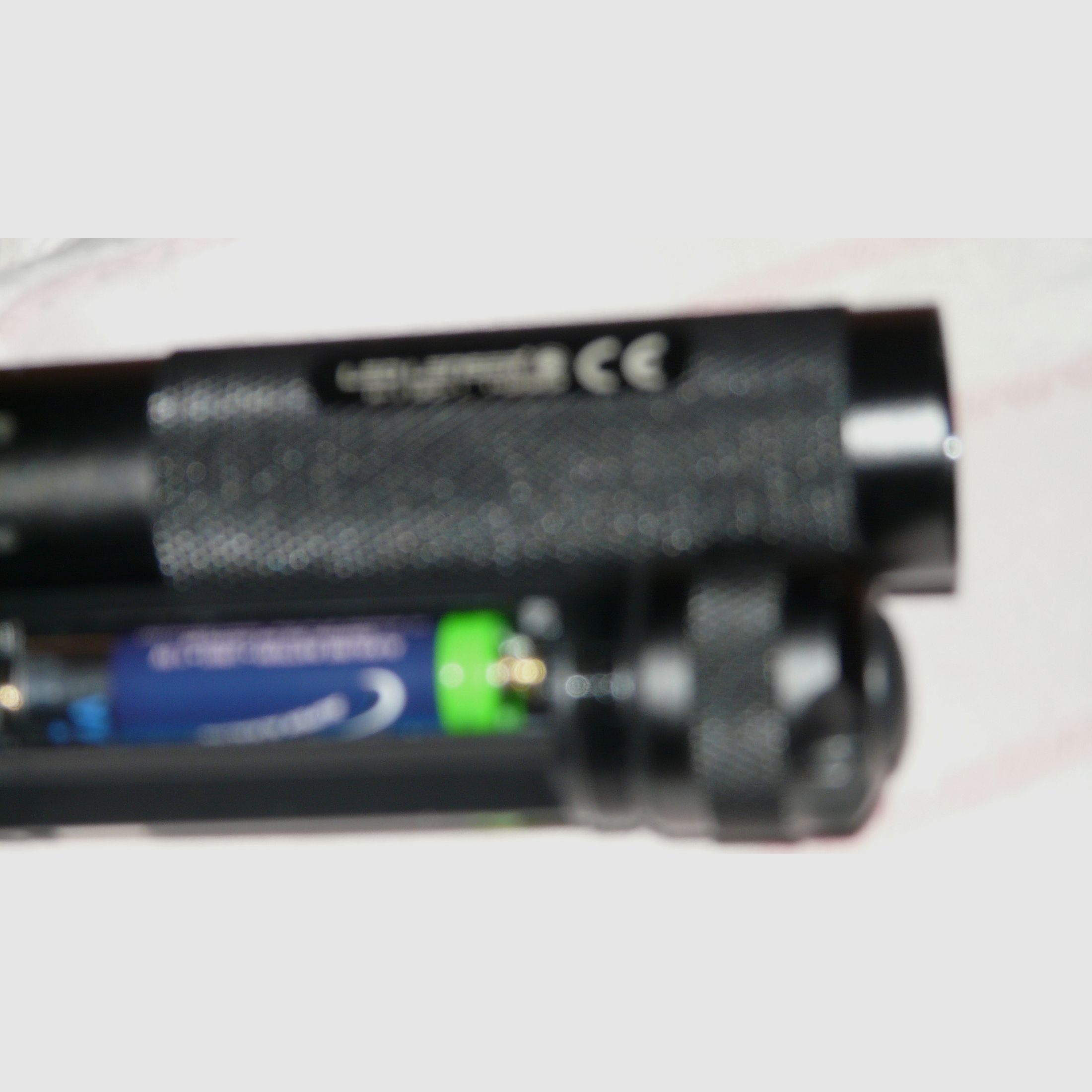 Latarka LED od LED LENSER model V2